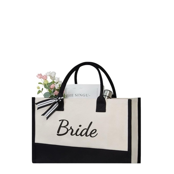 Accessories - NWT BRIDAL TOTE WITH WEDDING ACCESSORIES.  THE PERFECT GIFT PACKAGE